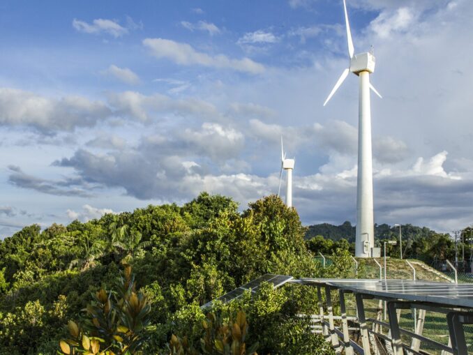 Become A Canadian green energy windmill